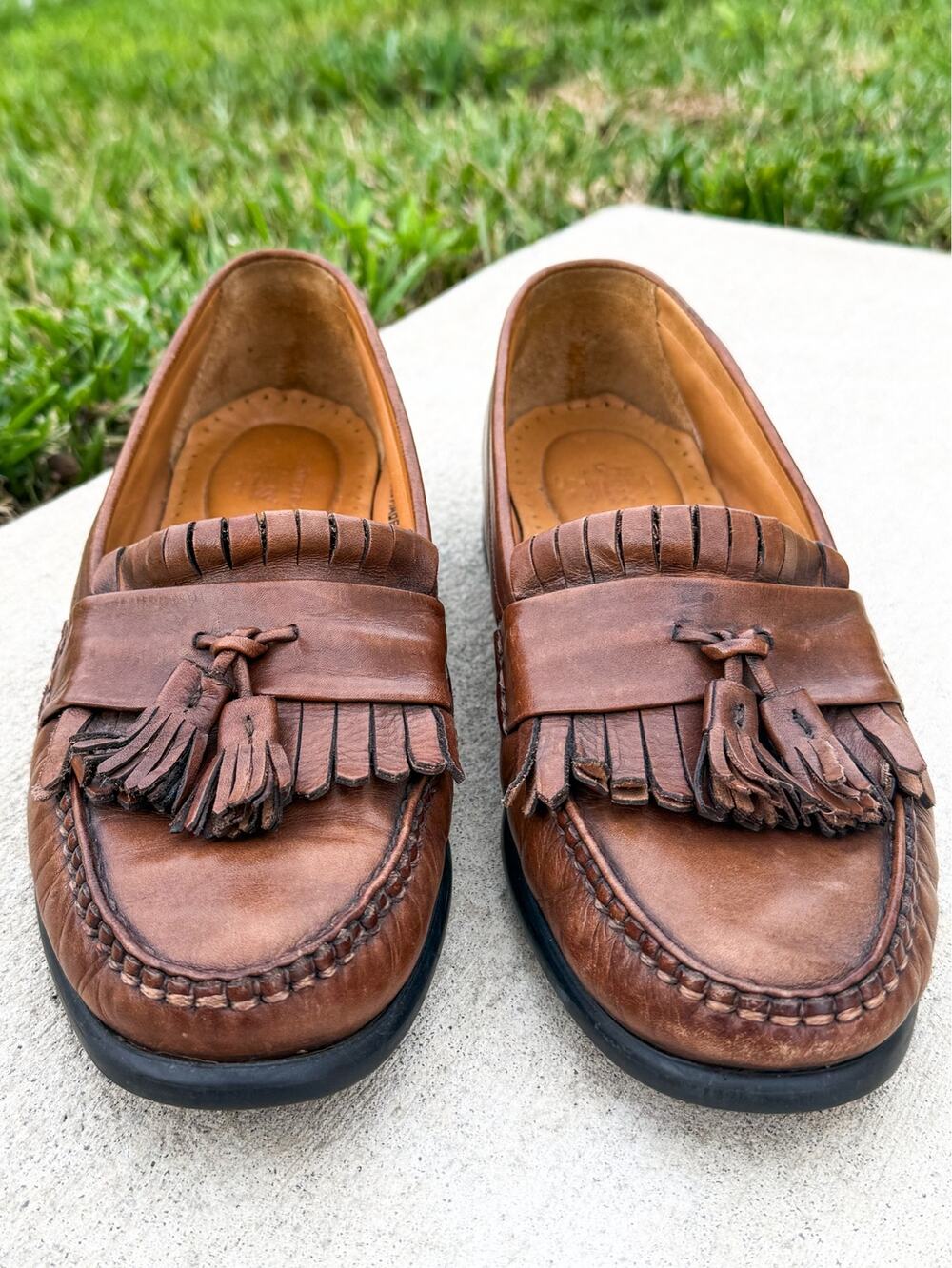 G.H. Bass & Co Brown Leather Tassel Loafers Men’s Size 9N Narrow